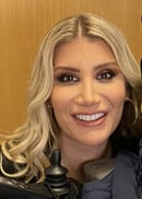 This is the Avatar Image for the İrem Derici [Turkish,Singer] AI Voice and Text to Speech Generator